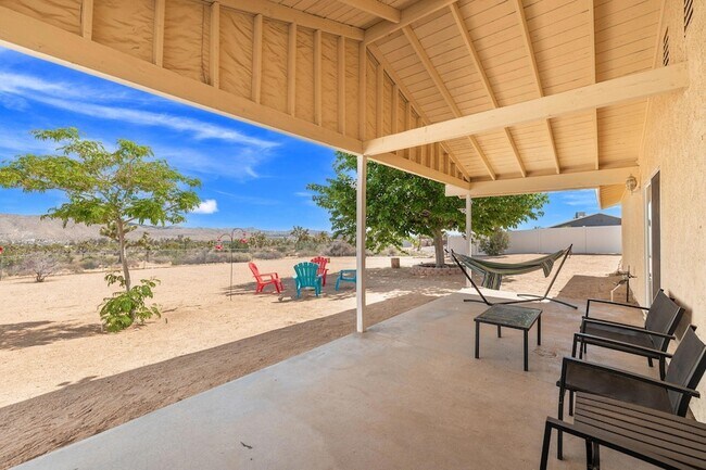 Building Photo - 56034 Desert Gold Dr