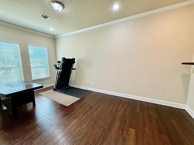 Building Photo - 9605 Brians Path