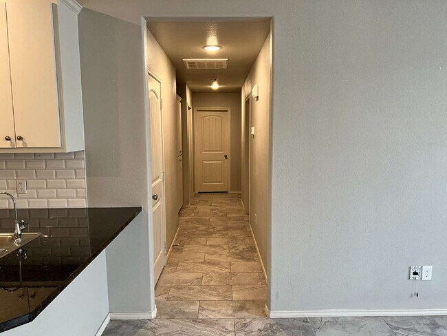 Building Photo - Southwest Lubbock Duplex in Cooper School District