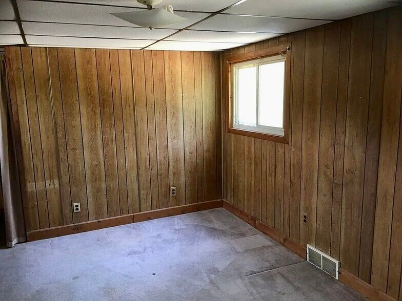 Building Photo - 6171 Wilkie St