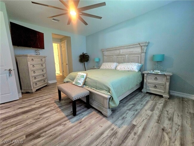 Building Photo - 3401 Acapulco Cir