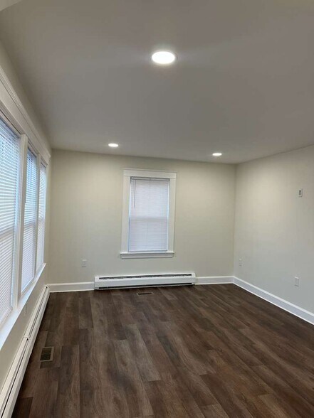 living room - 9 Spruce St