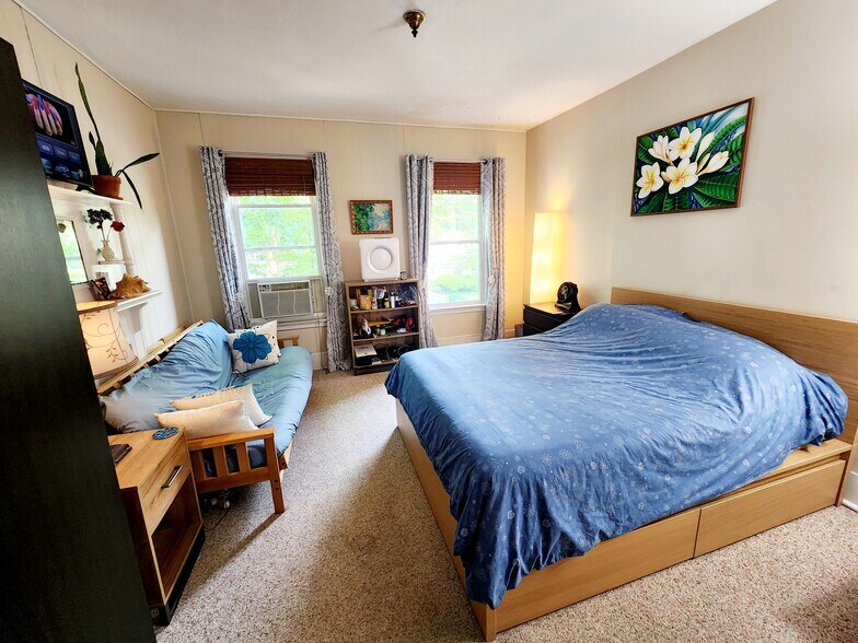 Bedroom 3 - 170 Mansfield St