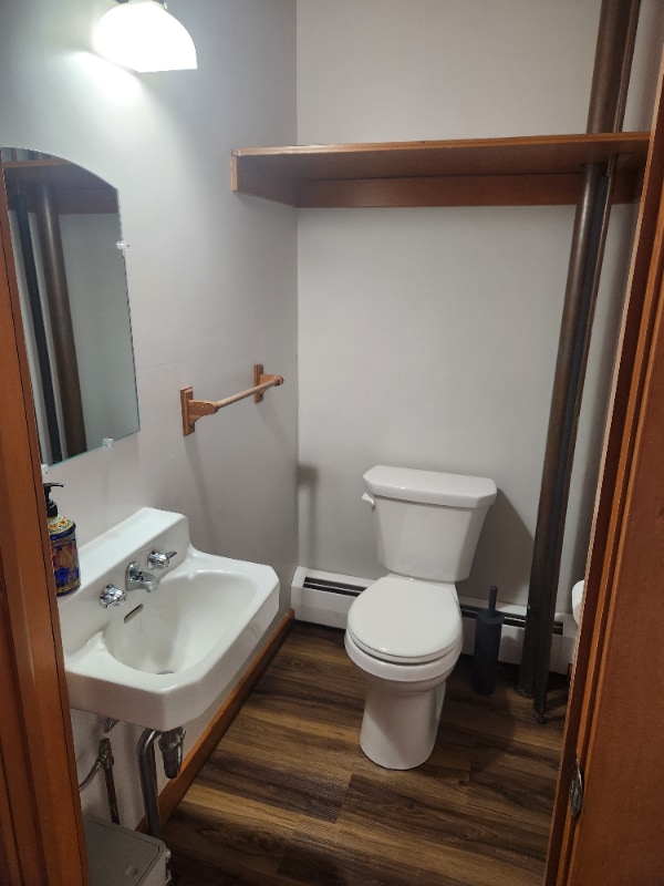 Building Photo - 127 N Washington St