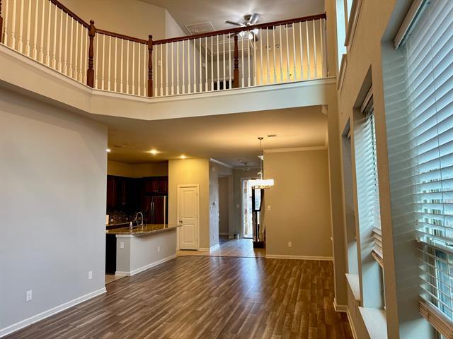 Building Photo - 1127 Ivy Charm Way