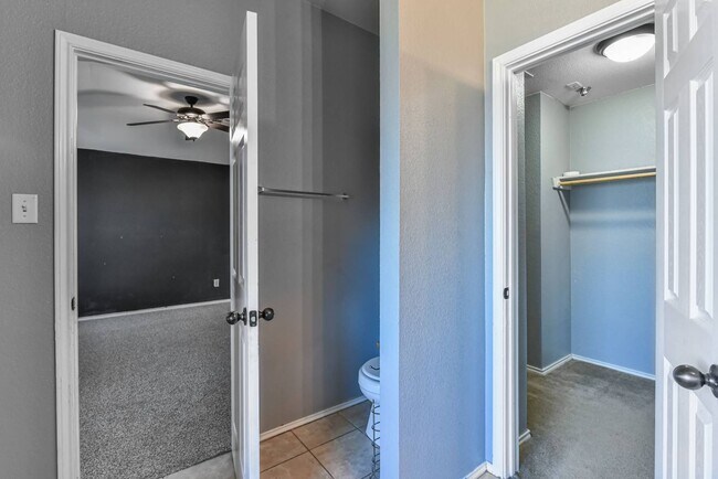 Building Photo - 5303 Western Swing Ct