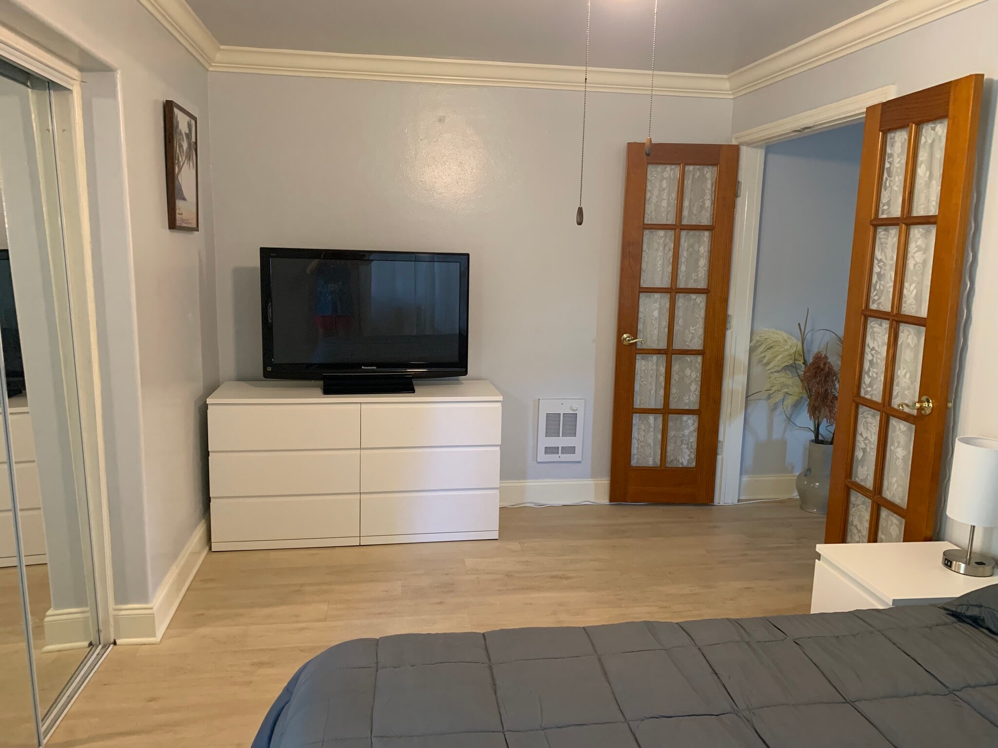 Building Photo - 1420 Alicia Ave