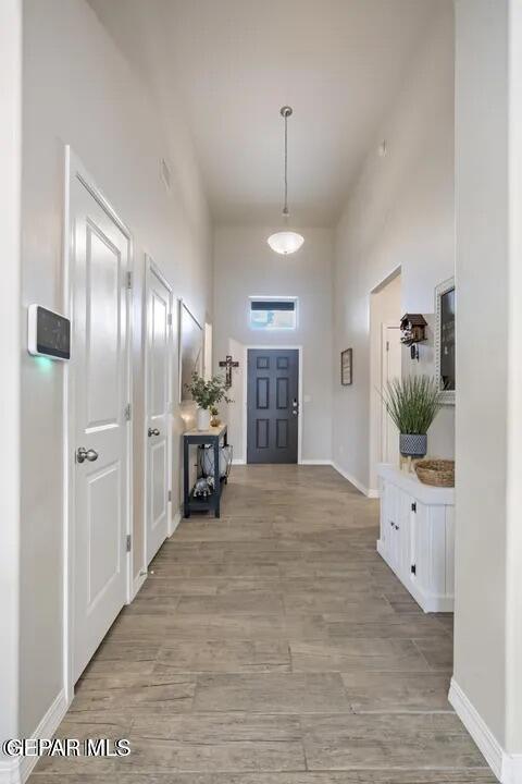 Building Photo - 930 Bicknor Pl