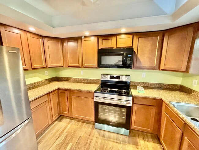 Building Photo - 3448 Dixiana Dr