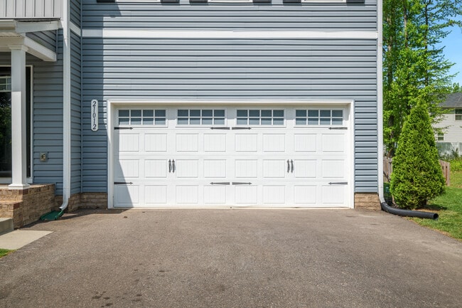 Building Photo - 21012 Baileys Grove Dr