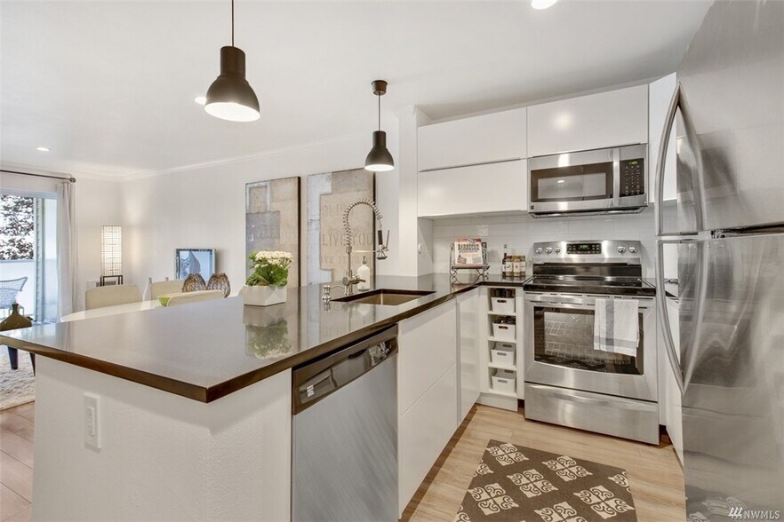 Building Photo - 2250 NW 58th St