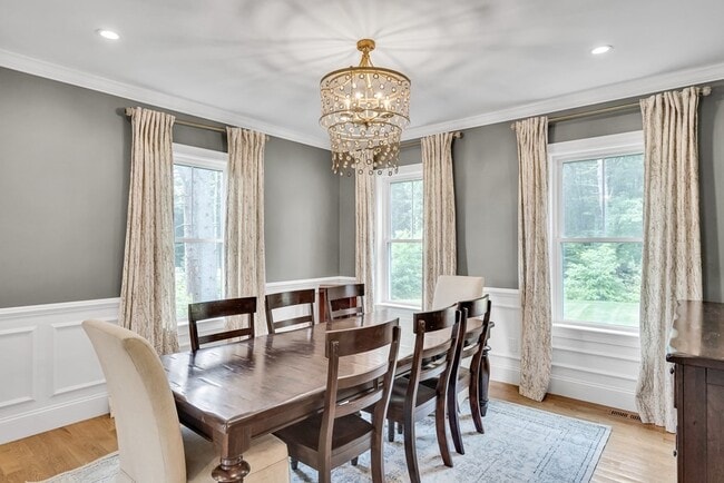 Building Photo - 121 Taylor Farm Rd