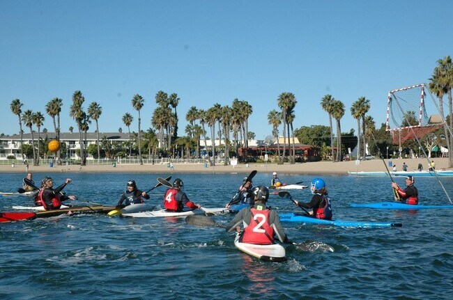 Long Beach Things to Do- Kayak - 645 Chestnut Ave