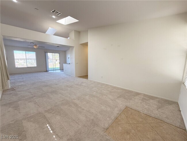 Building Photo - 2384 Spirito Ave