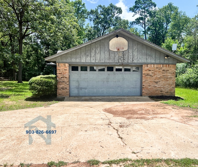 Building Photo - 103 Country Estate Dr