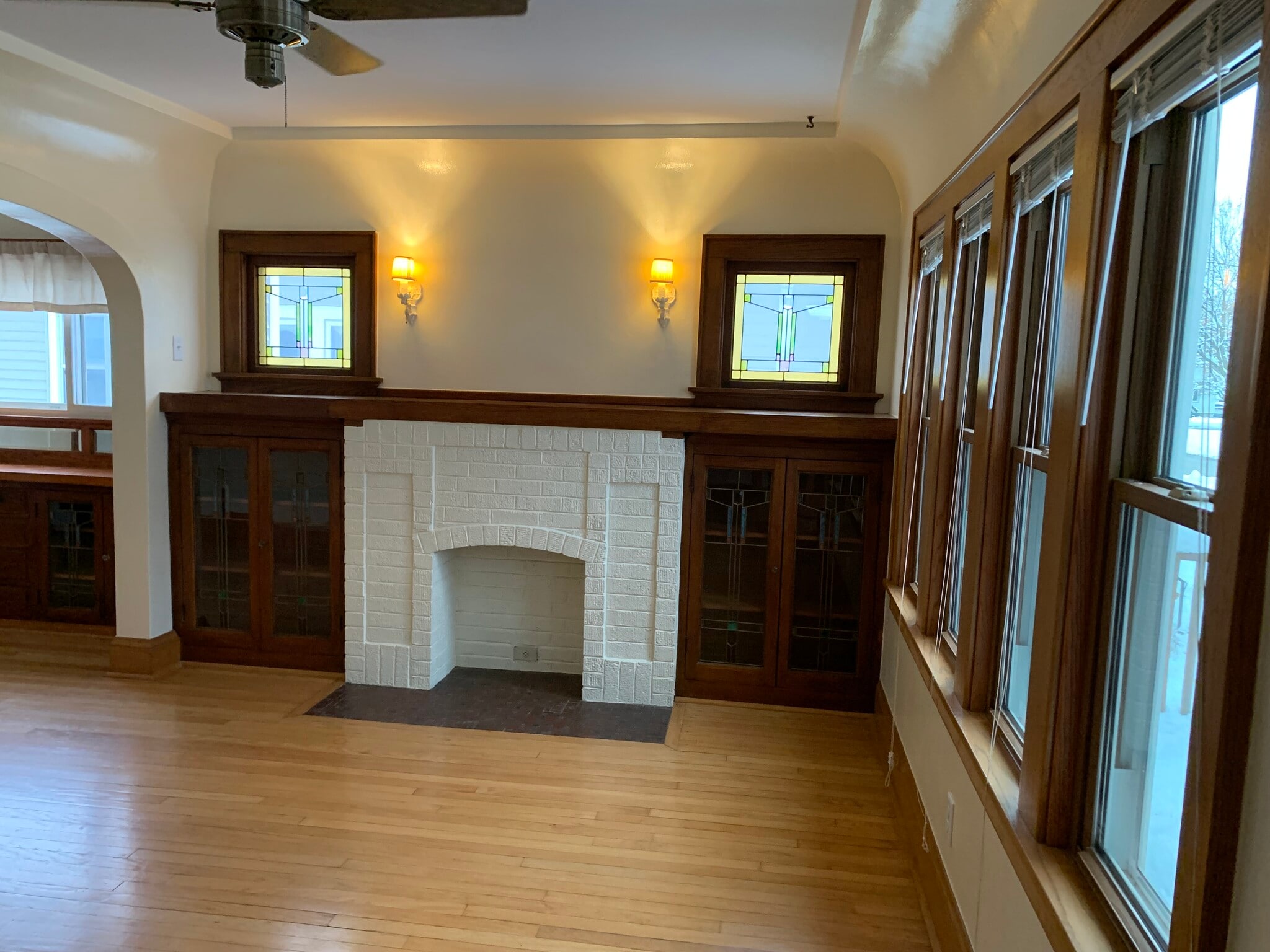 Built in cabinets. - 6830 Kinsman St