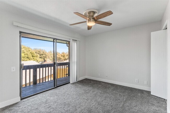 Building Photo - 3210 Coronado St