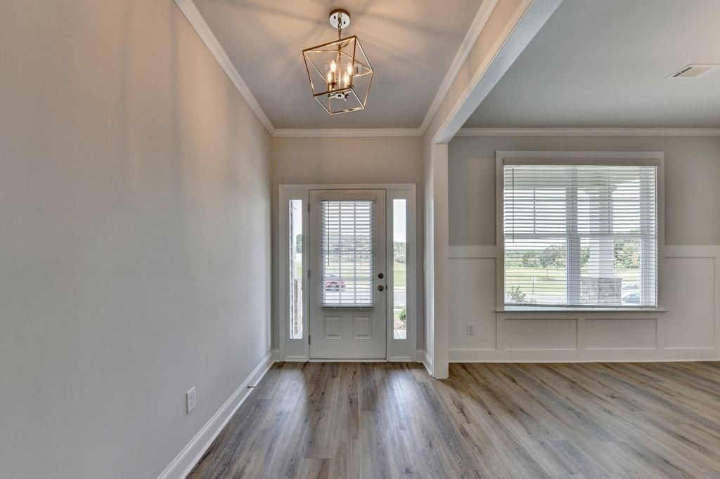 Building Photo - 7309 Yewtree Dr