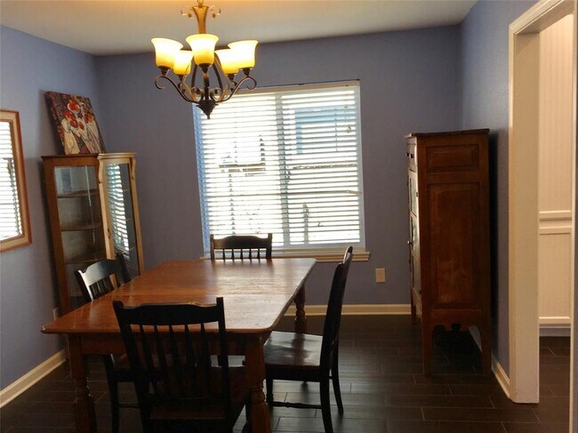 Building Photo - 723 Red Rock Canyon Dr