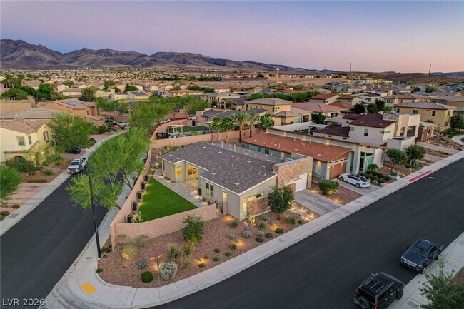 Building Photo - 2560 Bridle Oaks Ct