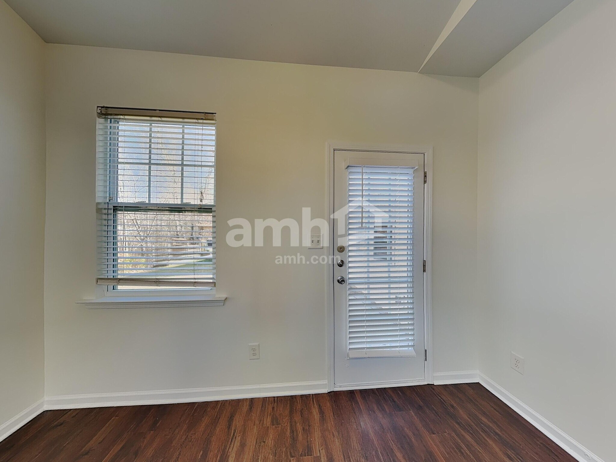 Building Photo - 10233 Broken Stone Ct