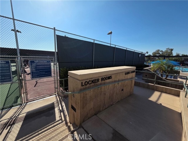 Building Photo - 24776 Glenwood Dr