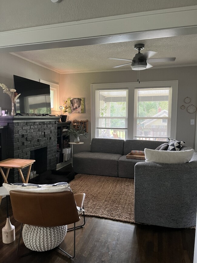 Building Photo - 4125 Olive St