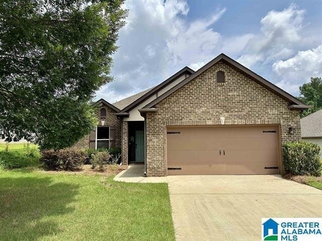 Primary Photo - 305 Polo Ct