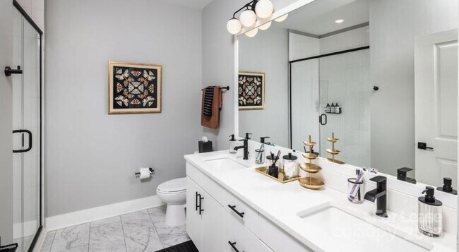 Building Photo - 2408 South Blvd