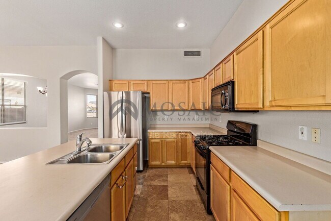 Building Photo - 1112 N Wade Dr