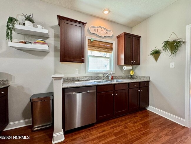 Building Photo - 3112 Catarina Ln