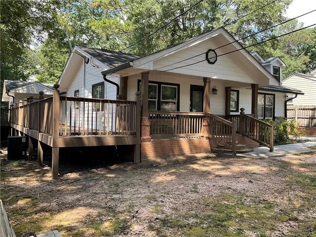 Building Photo - 2992 Villa Esta Dr