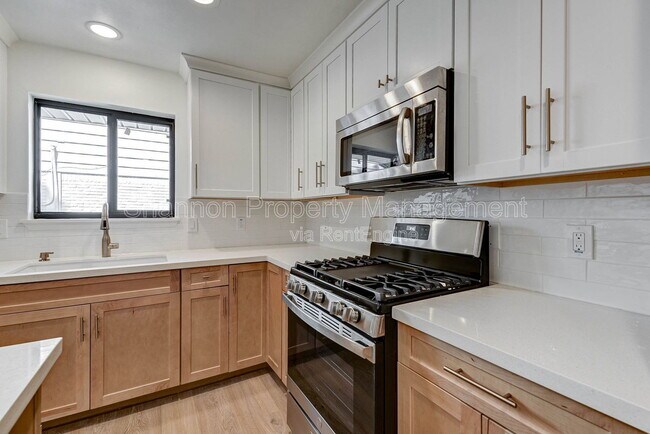 Building Photo - 5655 Wigton Dr