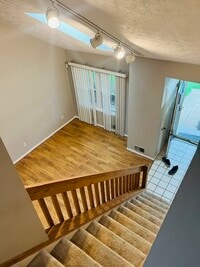 Building Photo - 205 Lac Kine Dr