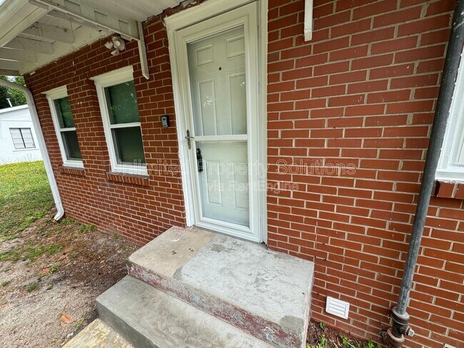Building Photo - 4938 Wrightsville Ave
