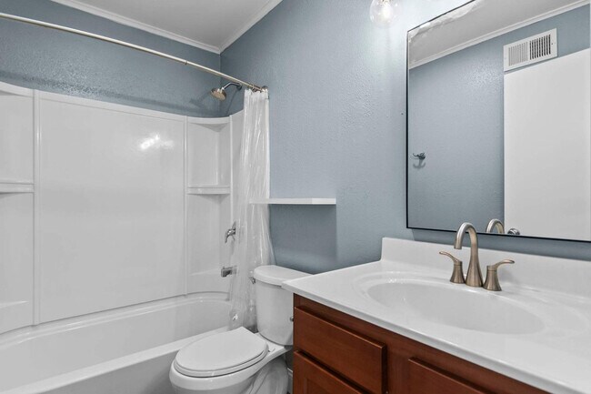 Building Photo - 2309 Cherry Hills Dr
