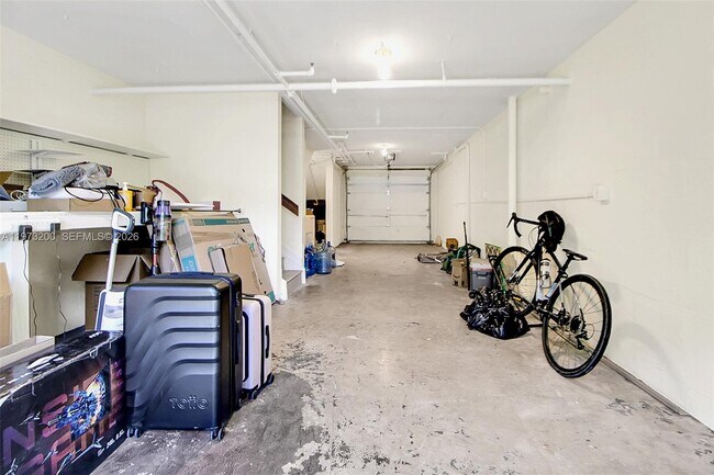 Building Photo - 742 NE 90th St