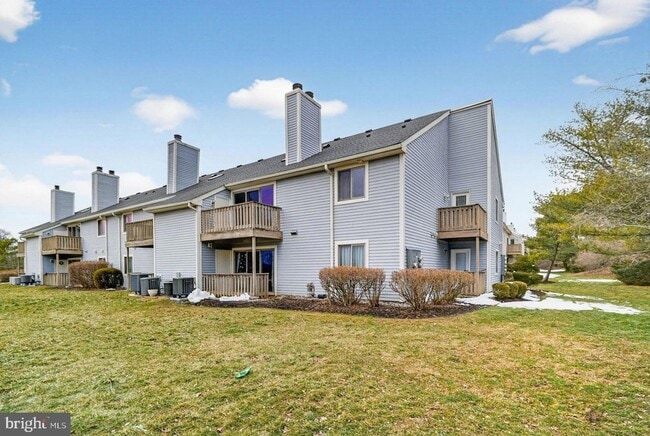 Building Photo - 304 Aspen Dr