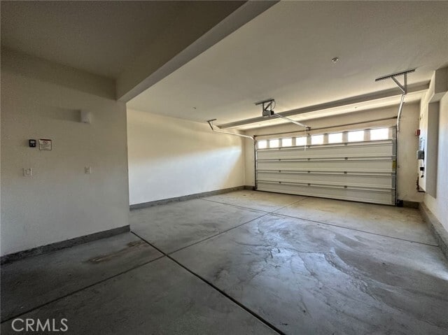 Building Photo - 5960 Nisa Dr