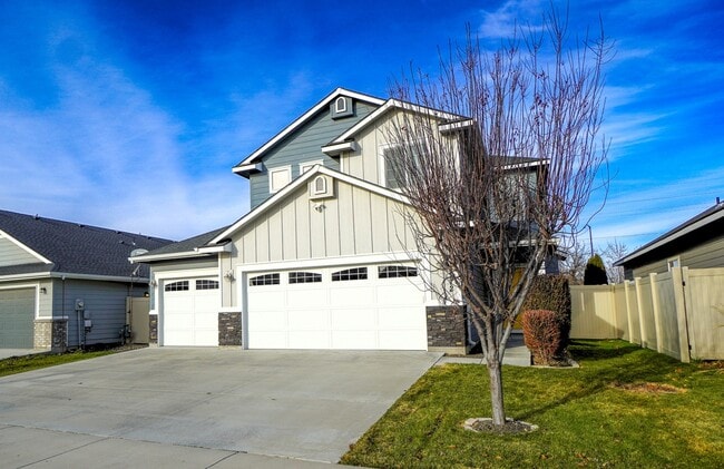 Building Photo - 4272 W Peak Cloud Dr