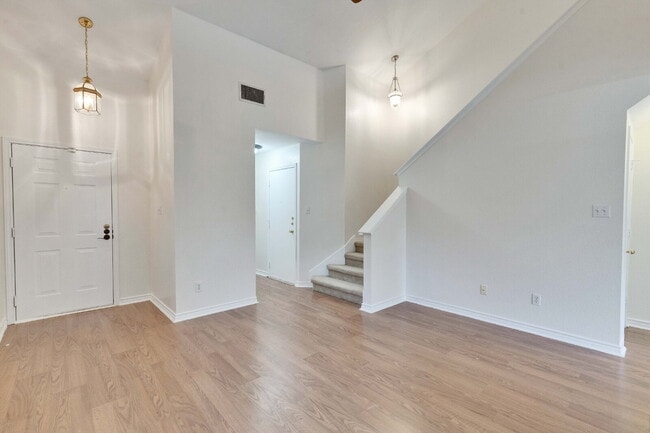 Building Photo - Move In Special- $250 off 1st Full Months ...