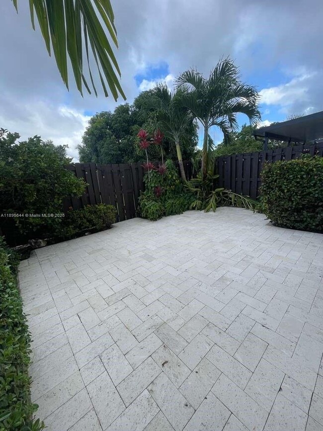 Building Photo - 4259 SW 164th Ct