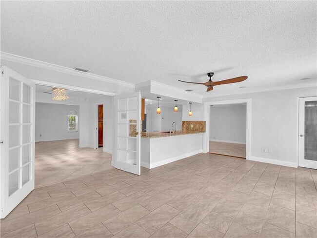 Building Photo - 11762 NW 26th Ct