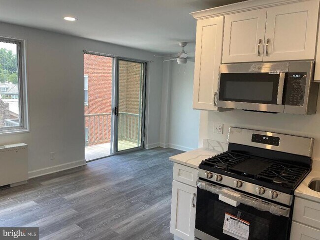 Primary Photo - 2829 Connecticut Ave NW