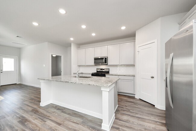 Building Photo - 5819 Blue Grama Dr