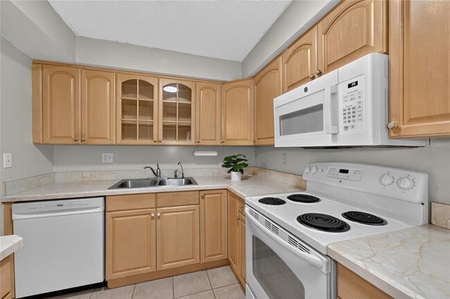 Building Photo - 510 Orange Dr