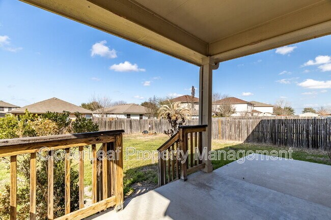 Building Photo - 3329 Bluebird Ridge Dr