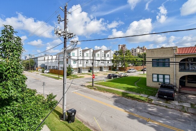 Building Photo - 4106 McKinney St