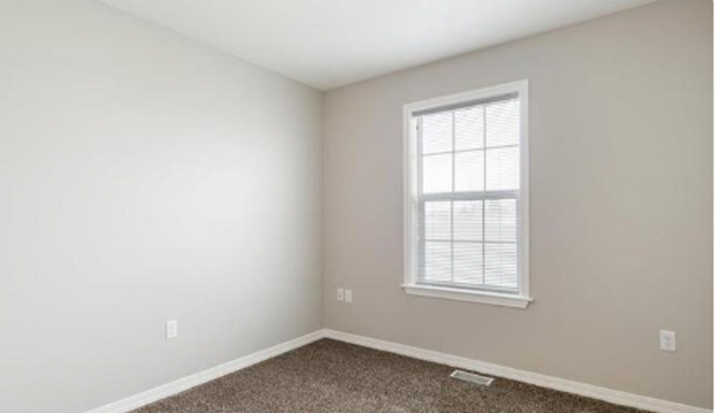 Building Photo - 4 bed 2 bath Home in Idaho Falls