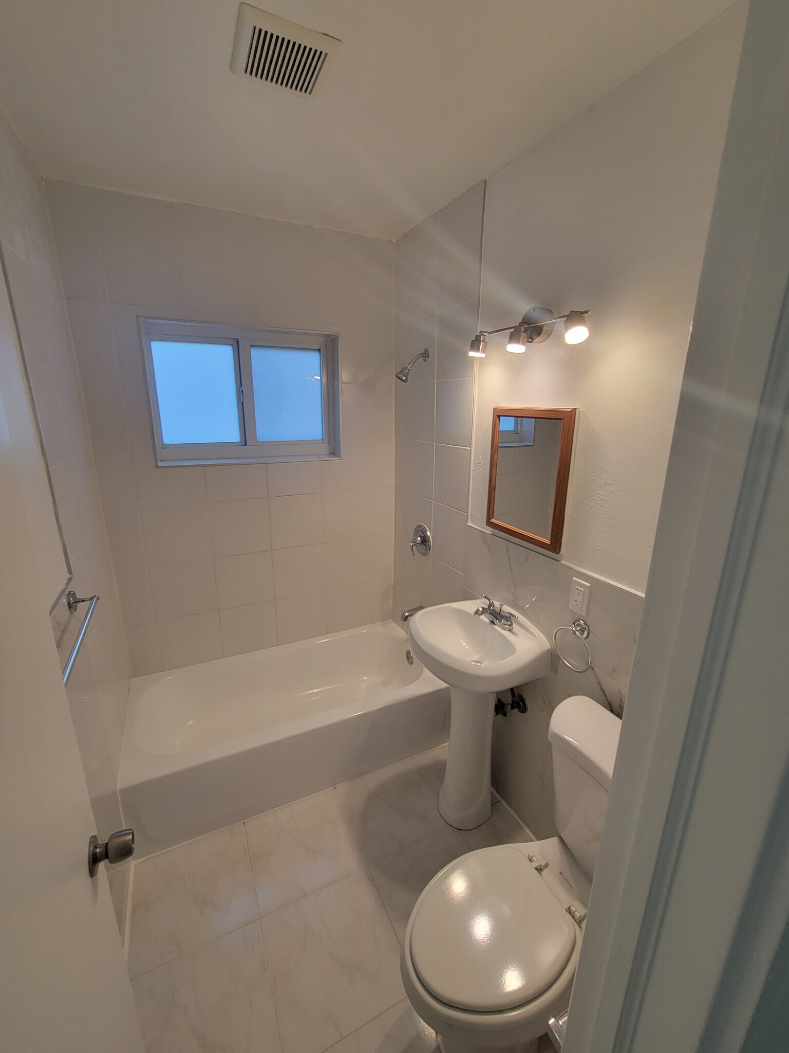 Building Photo - 510 NW 113th St